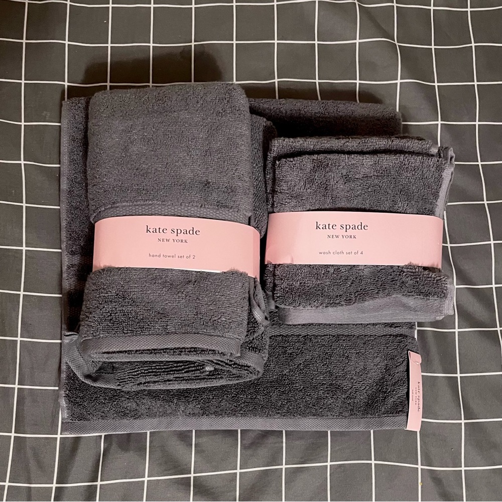 Kate Spade Towel Set - Picture 6 of 9
